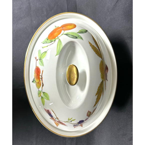Royal Worcester EVESHAM Gold 2.5 QT Casserole with Lid England Vintage Retired - Picture 3 of 16
